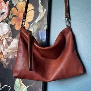 Dark Washed Brioche Pinched Bottom Traveler